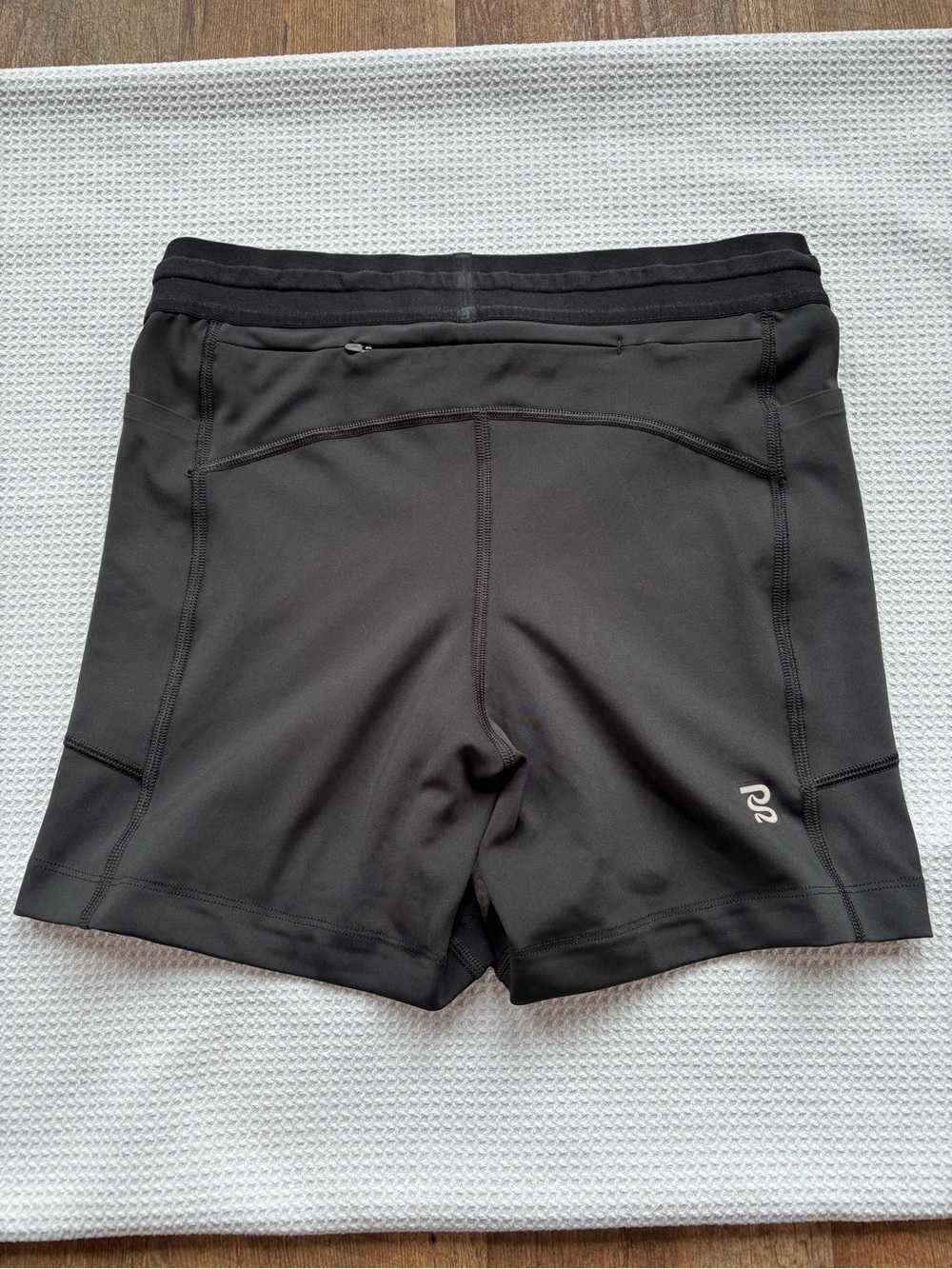 Bandit Running Women’s Stamina 5” Compression Shorts - Picture 2 of 4
